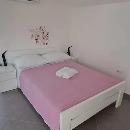 B&p Apartment *