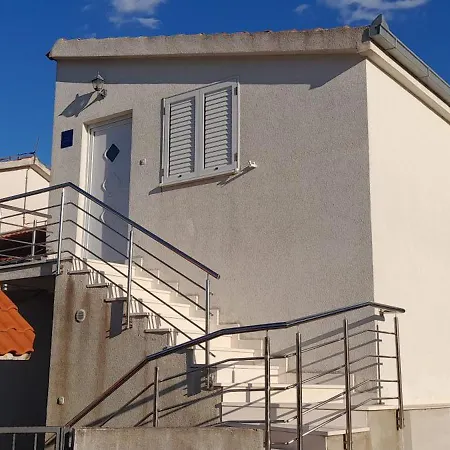 Apartment B&p *